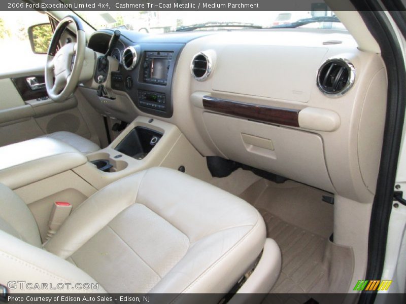 Cashmere Tri-Coat Metallic / Medium Parchment 2006 Ford Expedition Limited 4x4