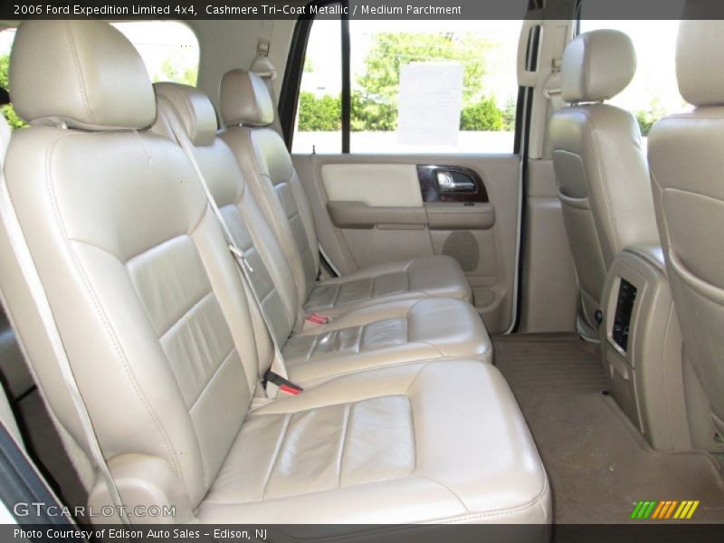 Cashmere Tri-Coat Metallic / Medium Parchment 2006 Ford Expedition Limited 4x4
