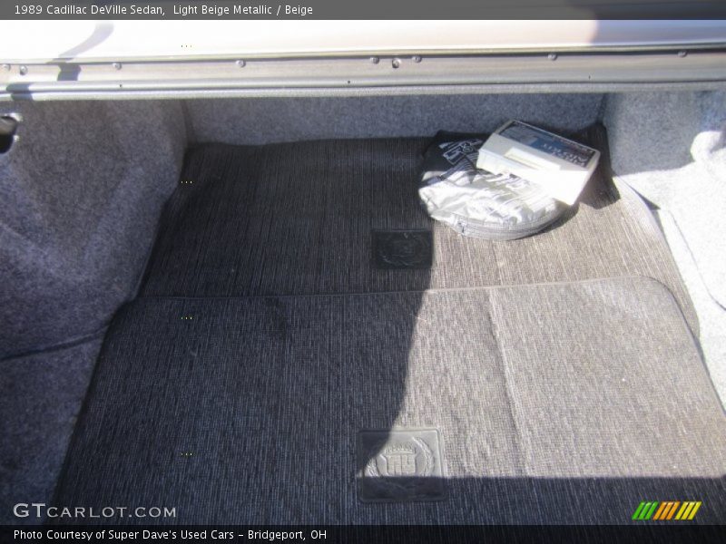 Light Beige Metallic / Beige 1989 Cadillac DeVille Sedan