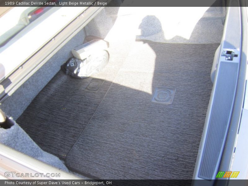 Light Beige Metallic / Beige 1989 Cadillac DeVille Sedan