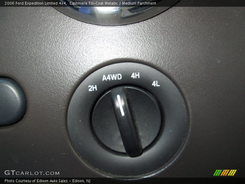 Cashmere Tri-Coat Metallic / Medium Parchment 2006 Ford Expedition Limited 4x4