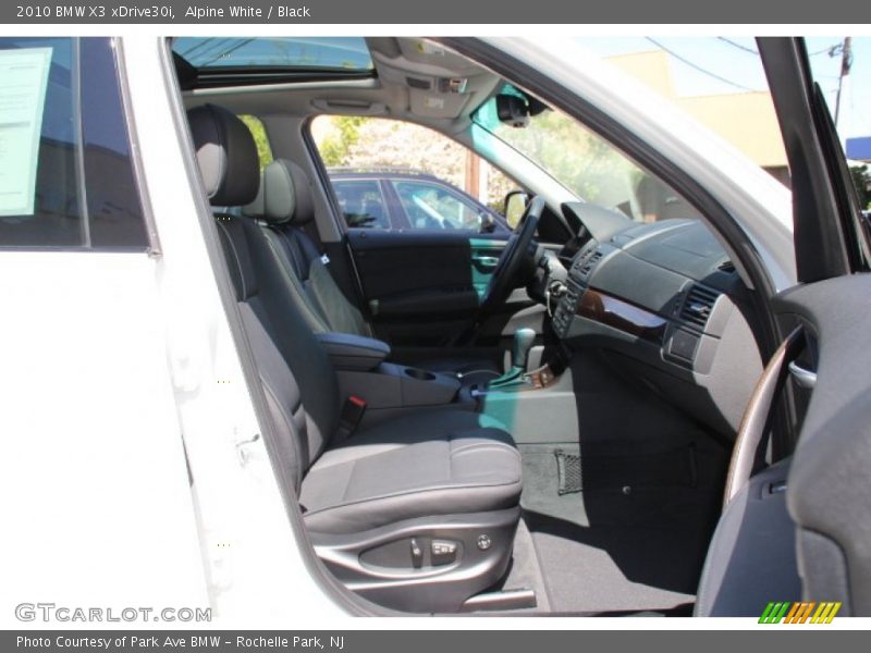 Alpine White / Black 2010 BMW X3 xDrive30i