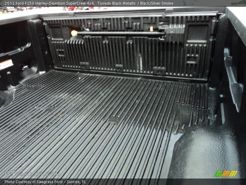 Tuxedo Black Metallic / Black/Silver Smoke 2011 Ford F150 Harley-Davidson SuperCrew 4x4