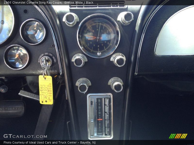 Controls of 1966 Corvette Sting Ray Coupe