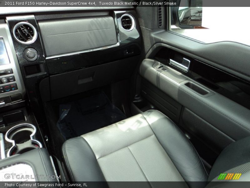 Tuxedo Black Metallic / Black/Silver Smoke 2011 Ford F150 Harley-Davidson SuperCrew 4x4
