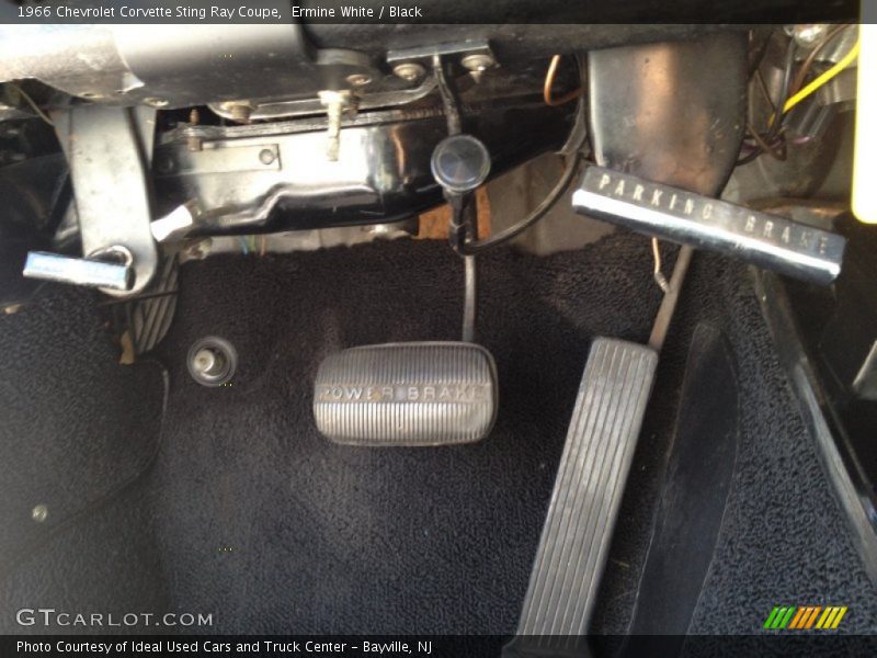 Controls of 1966 Corvette Sting Ray Coupe