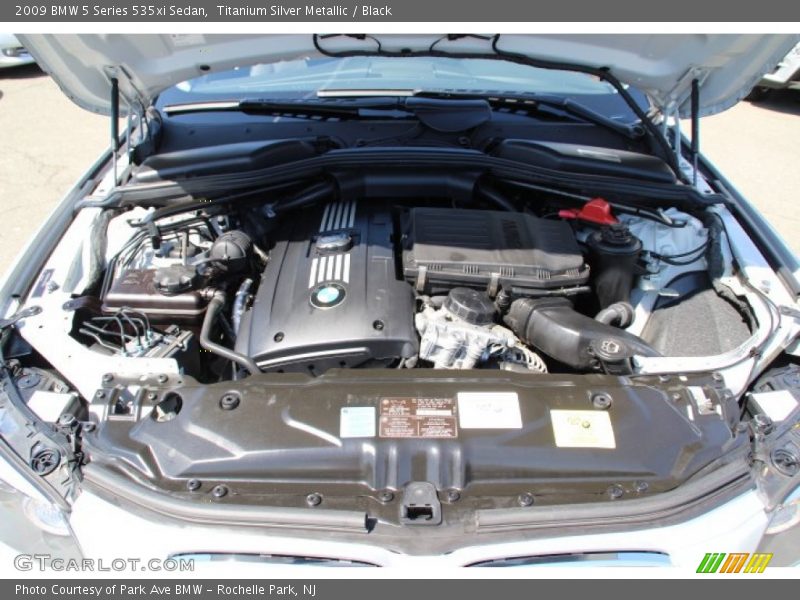 Titanium Silver Metallic / Black 2009 BMW 5 Series 535xi Sedan