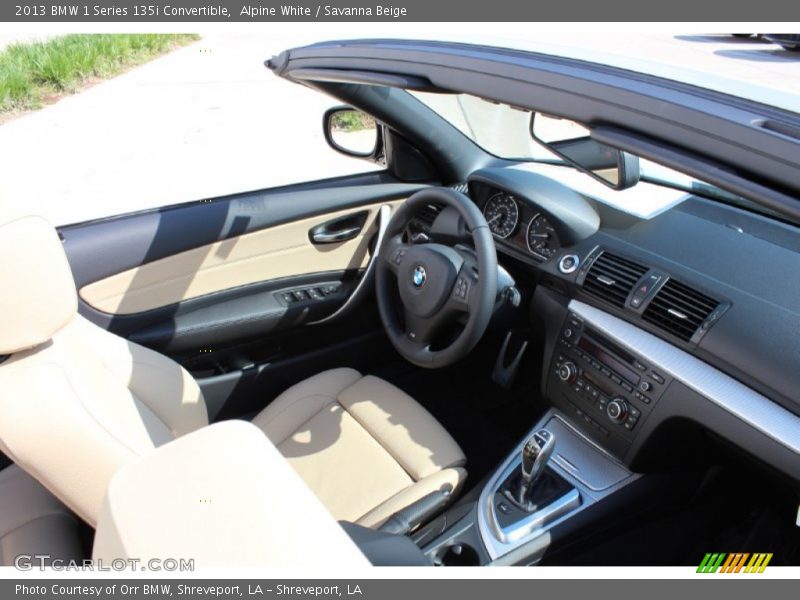 Dashboard of 2013 1 Series 135i Convertible