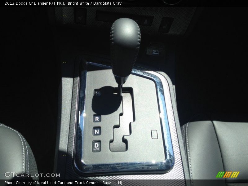 Bright White / Dark Slate Gray 2013 Dodge Challenger R/T Plus