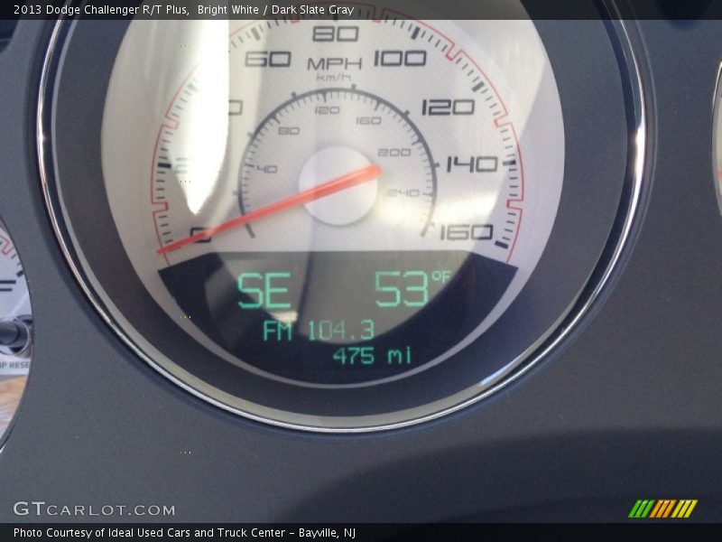 Bright White / Dark Slate Gray 2013 Dodge Challenger R/T Plus