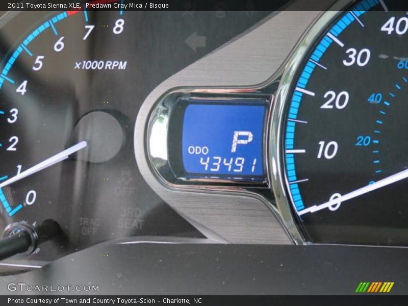Predawn Gray Mica / Bisque 2011 Toyota Sienna XLE