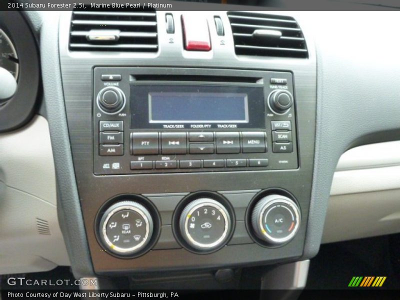 Marine Blue Pearl / Platinum 2014 Subaru Forester 2.5i