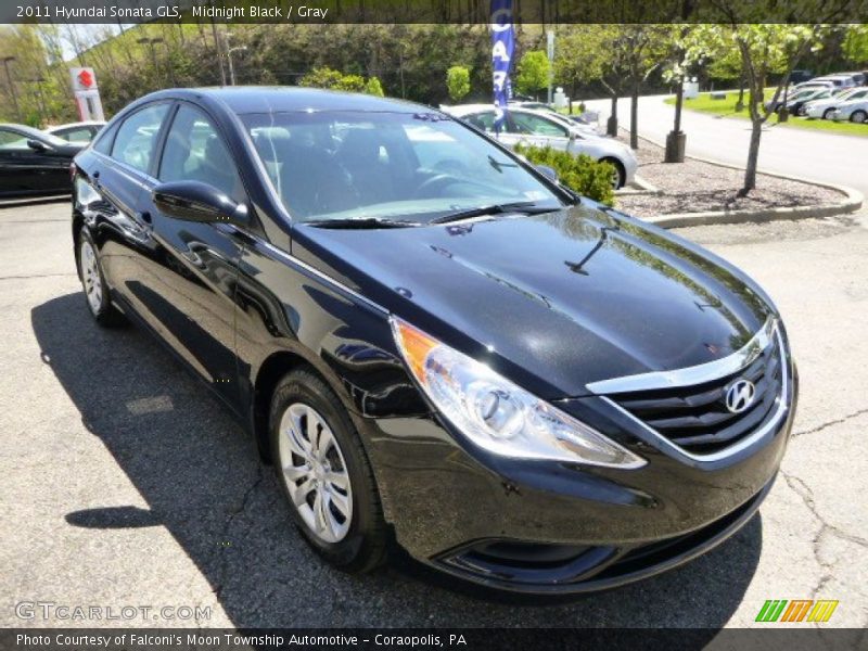 Midnight Black / Gray 2011 Hyundai Sonata GLS