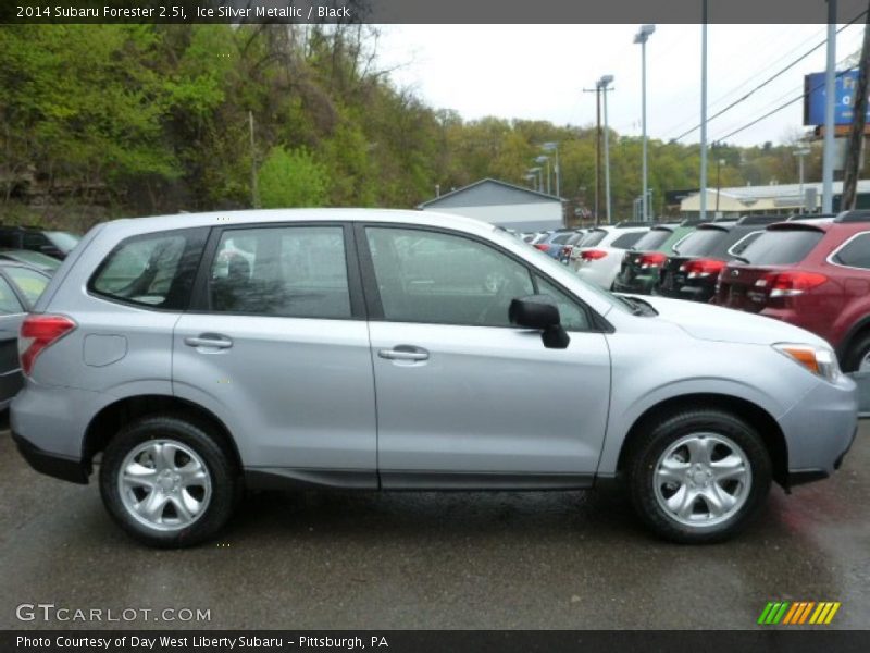 Ice Silver Metallic / Black 2014 Subaru Forester 2.5i