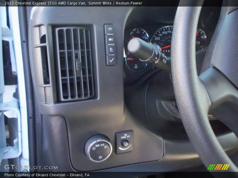 Summit White / Medium Pewter 2013 Chevrolet Express 1500 AWD Cargo Van