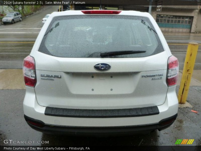 Satin White Pearl / Platinum 2014 Subaru Forester 2.5i
