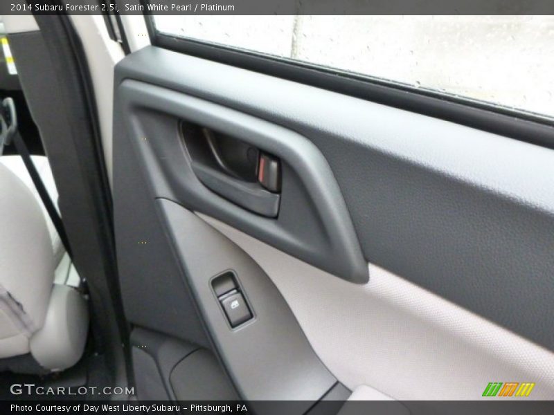 Satin White Pearl / Platinum 2014 Subaru Forester 2.5i