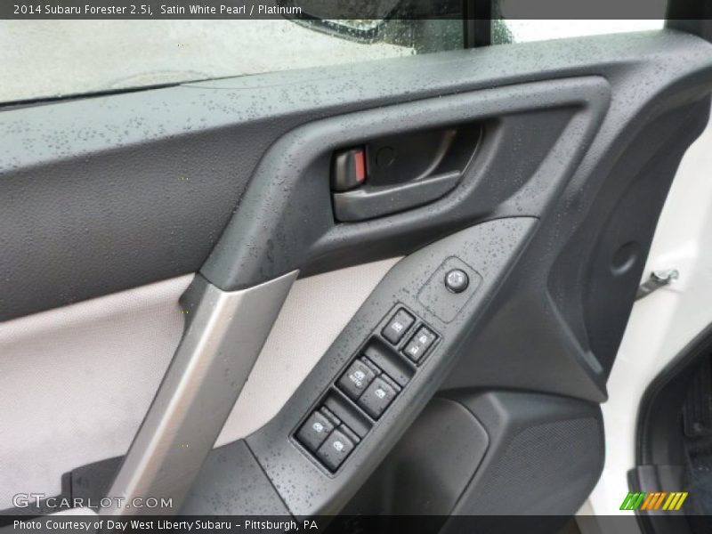 Satin White Pearl / Platinum 2014 Subaru Forester 2.5i