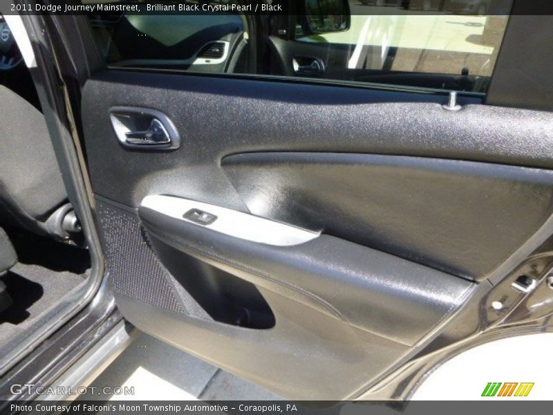 Brilliant Black Crystal Pearl / Black 2011 Dodge Journey Mainstreet