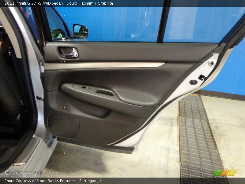 Liquid Platinum / Graphite 2011 Infiniti G 37 xS AWD Sedan