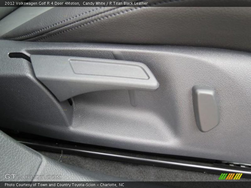 Candy White / R Titan Black Leather 2012 Volkswagen Golf R 4 Door 4Motion