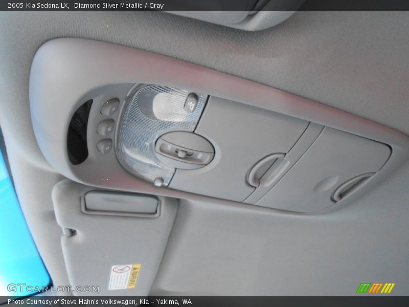 Diamond Silver Metallic / Gray 2005 Kia Sedona LX