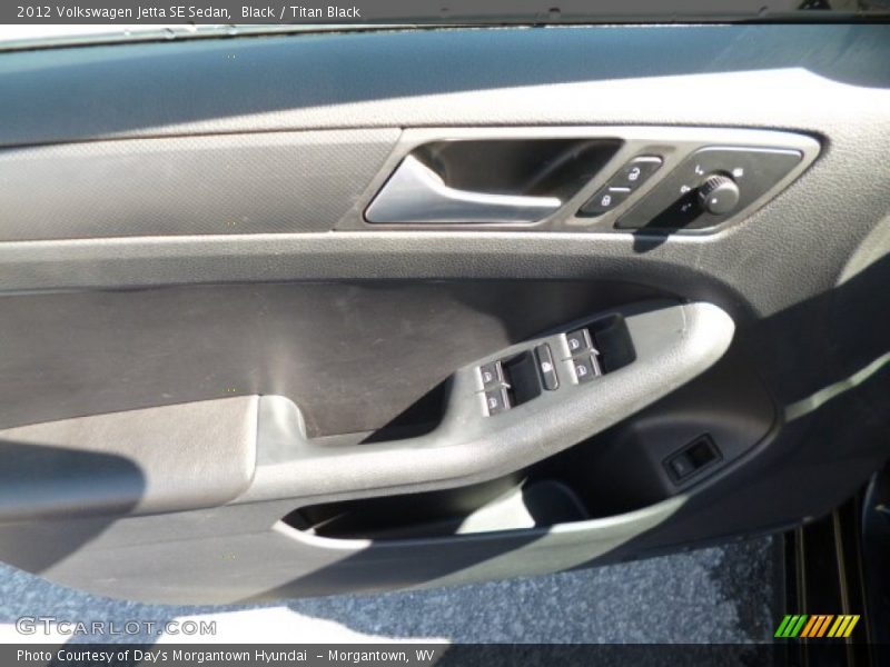 Black / Titan Black 2012 Volkswagen Jetta SE Sedan
