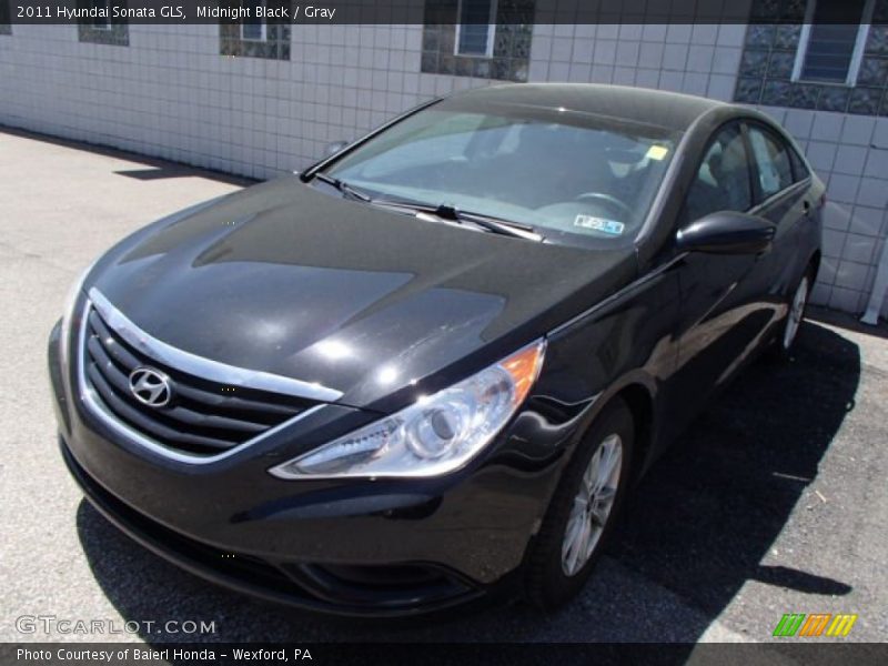 Midnight Black / Gray 2011 Hyundai Sonata GLS