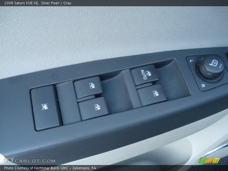 Silver Pearl / Gray 2008 Saturn VUE XE