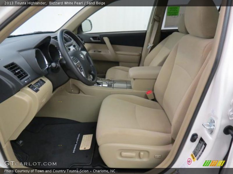 Blizzard White Pearl / Sand Beige 2013 Toyota Highlander