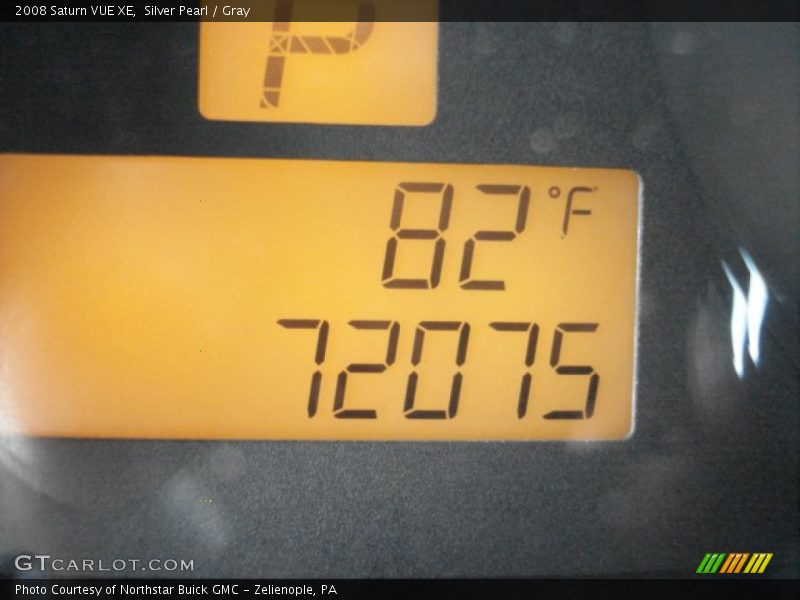 Silver Pearl / Gray 2008 Saturn VUE XE
