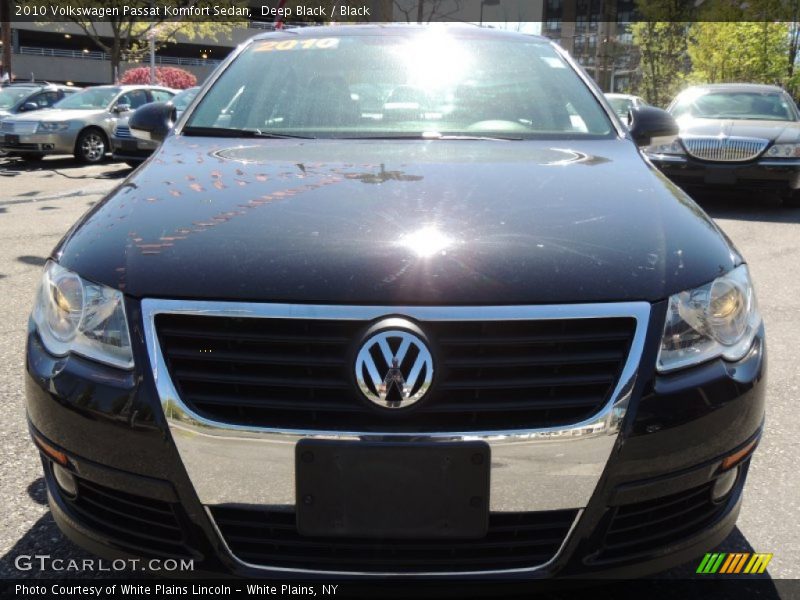 Deep Black / Black 2010 Volkswagen Passat Komfort Sedan