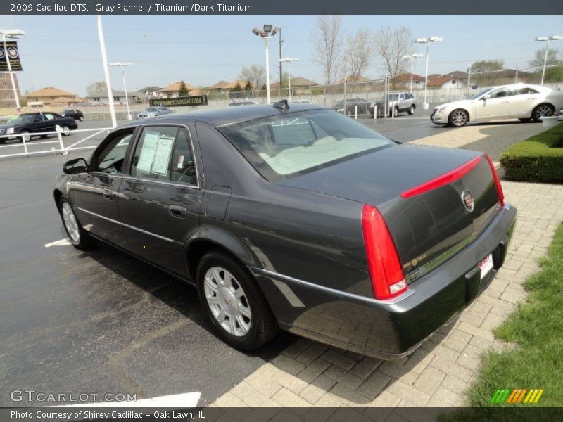 Gray Flannel / Titanium/Dark Titanium 2009 Cadillac DTS