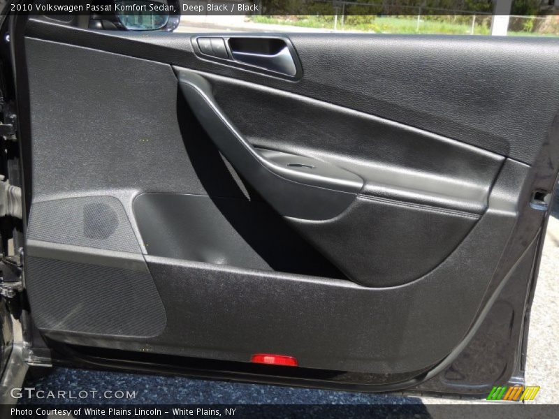 Deep Black / Black 2010 Volkswagen Passat Komfort Sedan