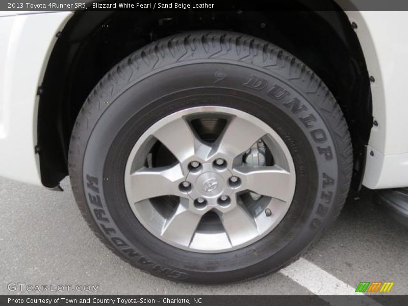 Blizzard White Pearl / Sand Beige Leather 2013 Toyota 4Runner SR5
