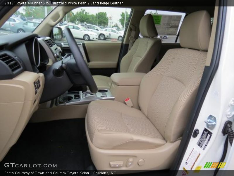 Blizzard White Pearl / Sand Beige Leather 2013 Toyota 4Runner SR5