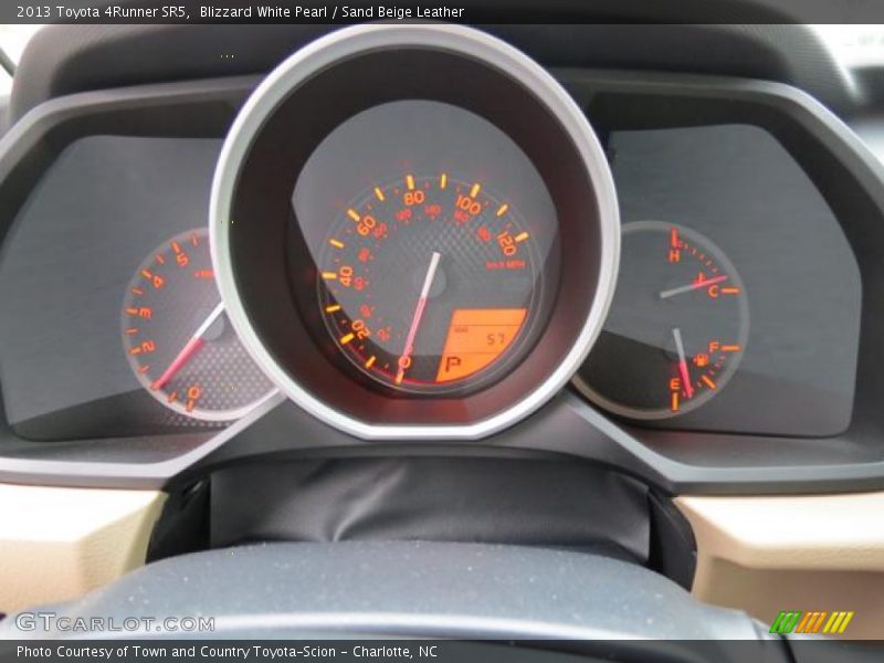 Blizzard White Pearl / Sand Beige Leather 2013 Toyota 4Runner SR5