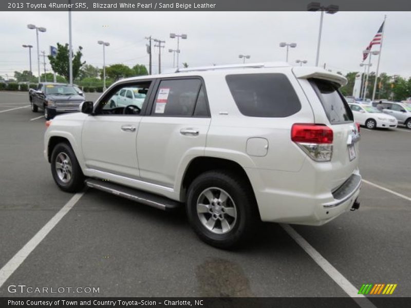 Blizzard White Pearl / Sand Beige Leather 2013 Toyota 4Runner SR5