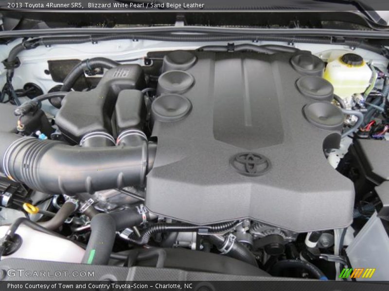Blizzard White Pearl / Sand Beige Leather 2013 Toyota 4Runner SR5