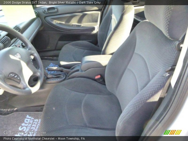 Bright Silver Metallic / Dark Slate Grey 2006 Dodge Stratus SXT Sedan