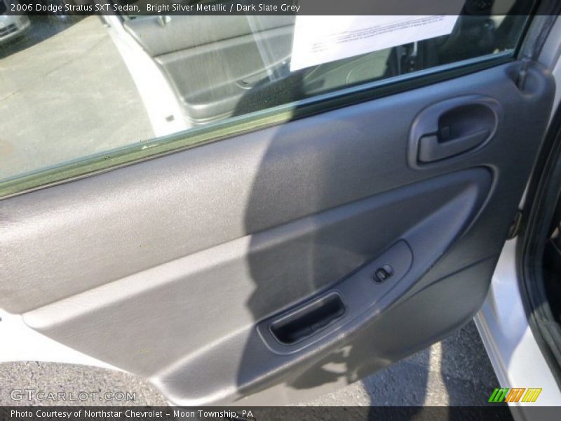 Bright Silver Metallic / Dark Slate Grey 2006 Dodge Stratus SXT Sedan