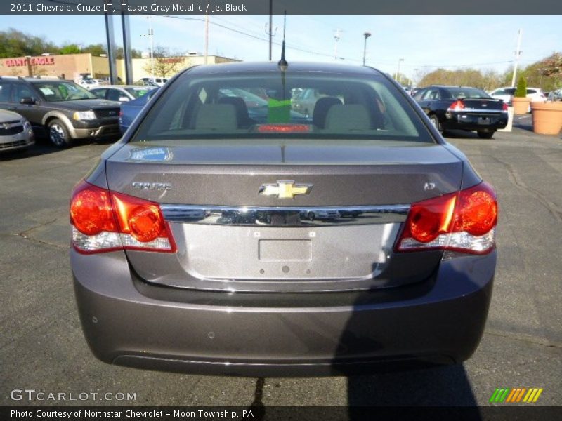 Taupe Gray Metallic / Jet Black 2011 Chevrolet Cruze LT