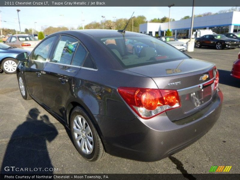 Taupe Gray Metallic / Jet Black 2011 Chevrolet Cruze LT