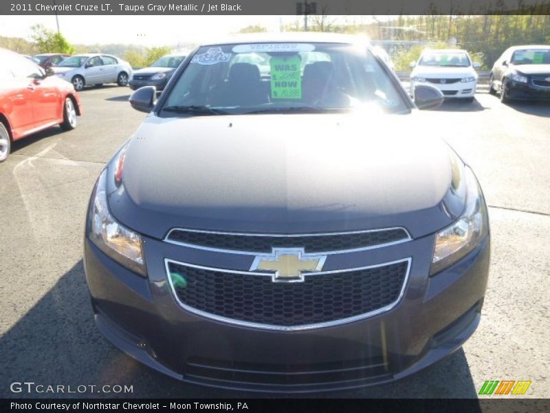 Taupe Gray Metallic / Jet Black 2011 Chevrolet Cruze LT