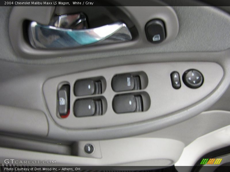 White / Gray 2004 Chevrolet Malibu Maxx LS Wagon