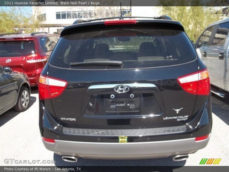 Black Noir Pearl / Beige 2011 Hyundai Veracruz Limited