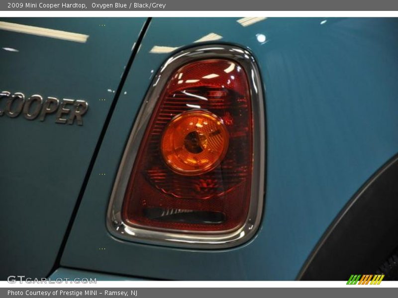 Oxygen Blue / Black/Grey 2009 Mini Cooper Hardtop