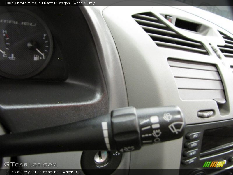 White / Gray 2004 Chevrolet Malibu Maxx LS Wagon