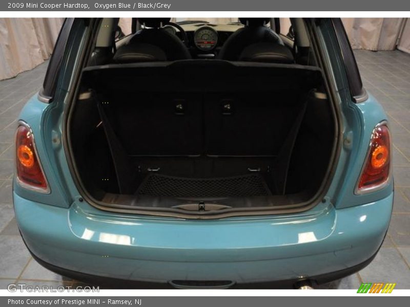 Oxygen Blue / Black/Grey 2009 Mini Cooper Hardtop