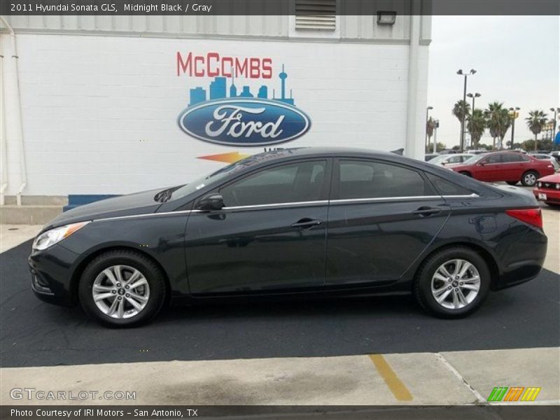 Midnight Black / Gray 2011 Hyundai Sonata GLS